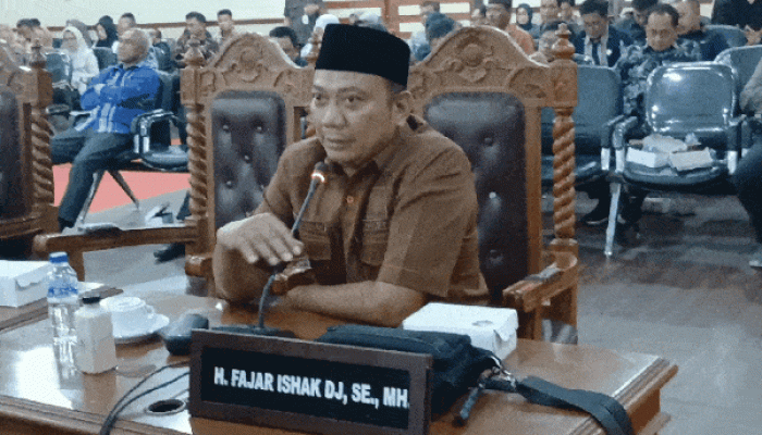 PAD Sultra Rp200 Miliar Hilang, Fajar Ishak Desak Bentuk Pansus Optimalisasi Pajak Kendaraan