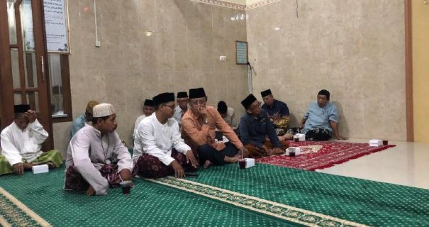 Pemdes dan Ranting NU Kuanyar Hadiri Halal Bihalal PRM Setempat