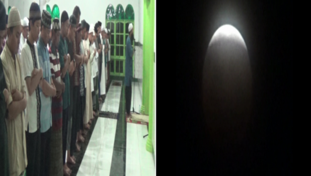 Super Moon, Blue Moon dan Gerhana Bulan Total, Warga Sambut Dengan Sholat
