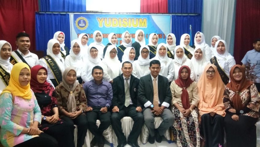 145 Mahasiswa STIKES IST Buton, Angkatan Ke-7, Yudisium