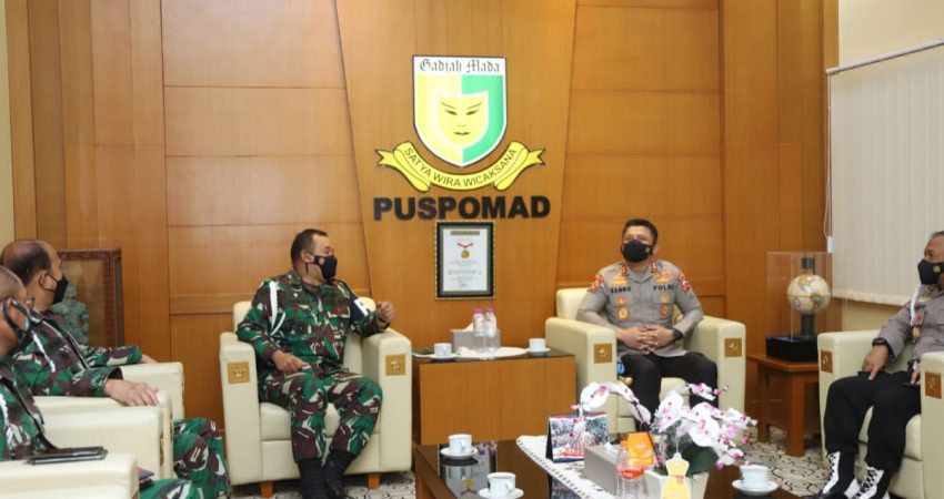 Perkuat Sinergi Personel TNI-Polri, Kadiv Propam Polri Sambangi Danpuspom AD