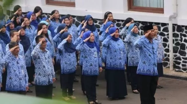 Data Ribuan Guru Honorer Dikbud Sulawesi Tenggara Diserahkan ke BKD
