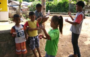 Liburan Sekolah di Isi Dengan Permaian Tradisional