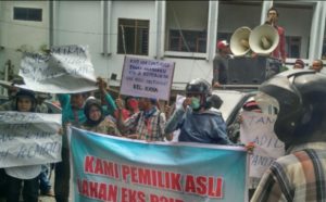 Warga Bende Datangi DPRD Sultra Minta Ganti Rugi Lahan