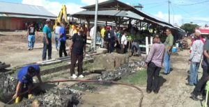 Bupati Kolaka &ldquo;Turun Gunung&rdquo; &nbsp;Bersihkan Pasar Sentral Kolaka