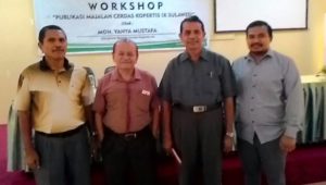 Kerjasama Dengan Majalah Cerdas, Stikes Adakan Workshop