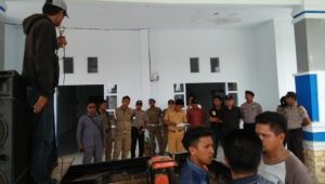 Dinilai Ingkar Janji Bupati Butur di Demo