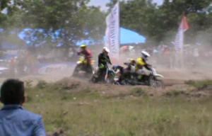 Open Tournamen Moto Cross Bupati  Koltim Cup Dihelat