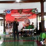 Ketua Kopra Solo Raya Aabdul Jabar saat memberikan pengarahan terhadapa anggotanya saat memperingati hari jadi Komunitas Perantau Blora. FOTO : AGUNG NUGROHO