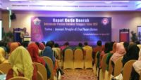 Gubernur Sultra Pesan 25 Ribu Kain Tenun Untuk ASN Sultra
