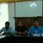 manajemn PT VDNI saat menggelar konfrensi Pers terkait insiden perkelahian. FOTO : FIY