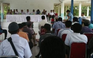 Sosialisasi Perbup Pilkades di Kecamatan Bonegunu Berlangsung Alot
