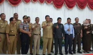 Antisipasi Permasalahan Hukum, Bupati dan Kajari Tandatangai MoU&nbsp;