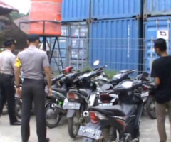 Sejumlah Motor Hasil Curian Terjaring Razia di Pelabuhan