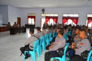Danrem143/Ho-Kapolda Sultra Lepas Satgas BKO Brimob Nusantara