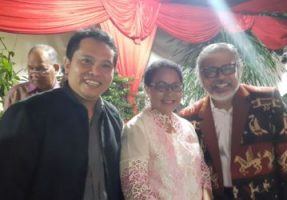 ri lupa,dari kiri Sekjen Komnas PA,Dhanang Sasongko dan Ketum Komnas PA,Aris Merdeka Sirait