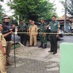pengukuiran aset tanah milik TNI Provbolinggo yang dilakukan oleh pihak BPN Kota Probolinggo. FOTO : AHMAD SUGENG LAKSONO