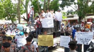 Merasa Tidak Nyaman, Pelajar SMA 1 Raha Berunjukrasa
