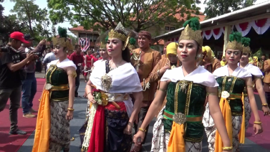 Tradisi dan Kirab Buka Luwur Peringatan HUT Jepara ke 468