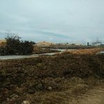 Limbah PT. CAM Yang Berada Disamping Pabrik Di Desa Wunduwatu, Kec. Andoolo, Kab. Konsel. FOTO : MAHIDIN
