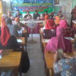 rapat koordinasi yang dilaksanakan UPTD Dinaspendidikan dan kebudayaan kecamatan Pa,jukuang di sekolah dasar (SD) 52 korong batu. FOTO : SYAMSUDDIN