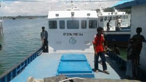 kapal tangkap ikan bantuan dari kementerian kelautan dan perikanan yang diserahkan walikota kendari kepada koperasi nelayan kota Kendari. FOTO : FA