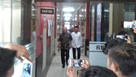 Ada Apa KPK Periksa Bupati Konut, Ruksamin di Polda Sultra
