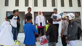 Peduli Terhadap Bayi Penderita Katarak Mahasiswa Muna Galang Dana