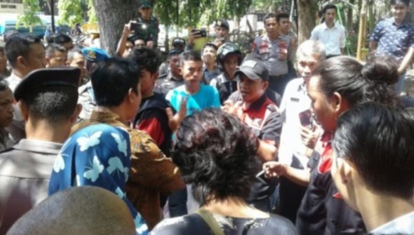 Mahasiswa Makassar Demo di Bantaeng Tuntu Janji Pemerintah