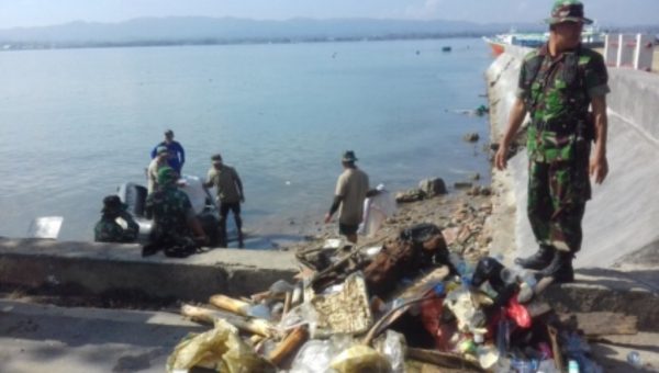 TNI Gelar Baksos Jelang HUT ke 72