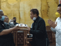 Kado Gubernur di Ultah ke 51 Tahun Ketua DPRD Sultra