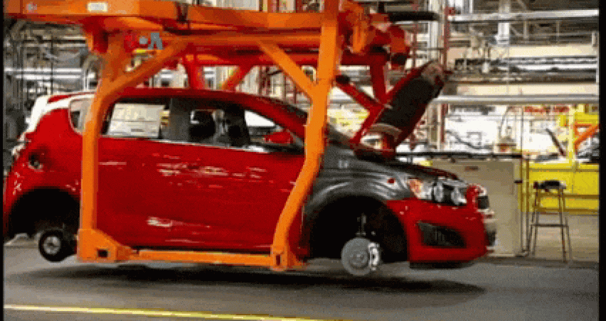 Covid Tekan Produksi Mobil Baru & Dongkrak Harga Mobil Bekas