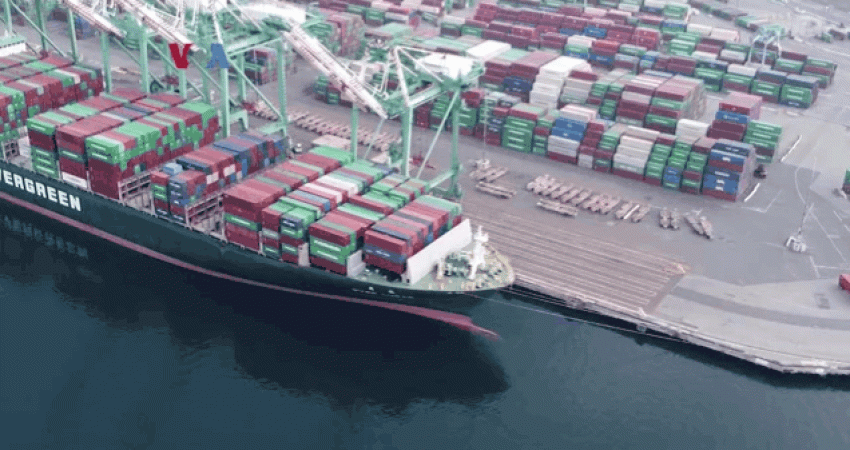 AS Kekurangan 80 Ribu Sopir Truk