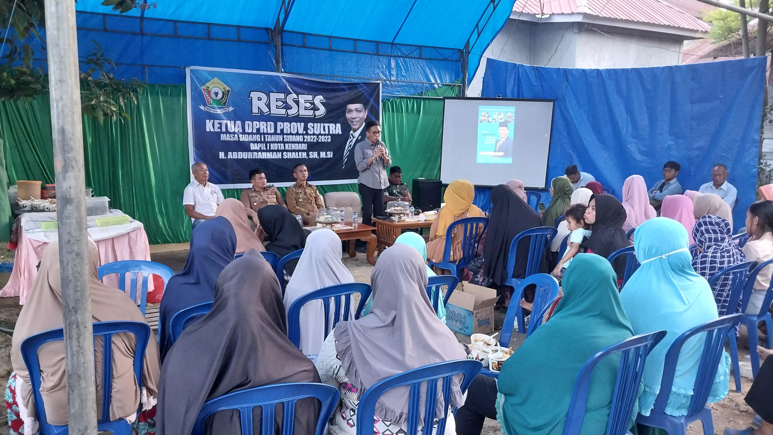 Reses di Tobuuha, Ketua DPRD Sultra Disambut Antusias Warga