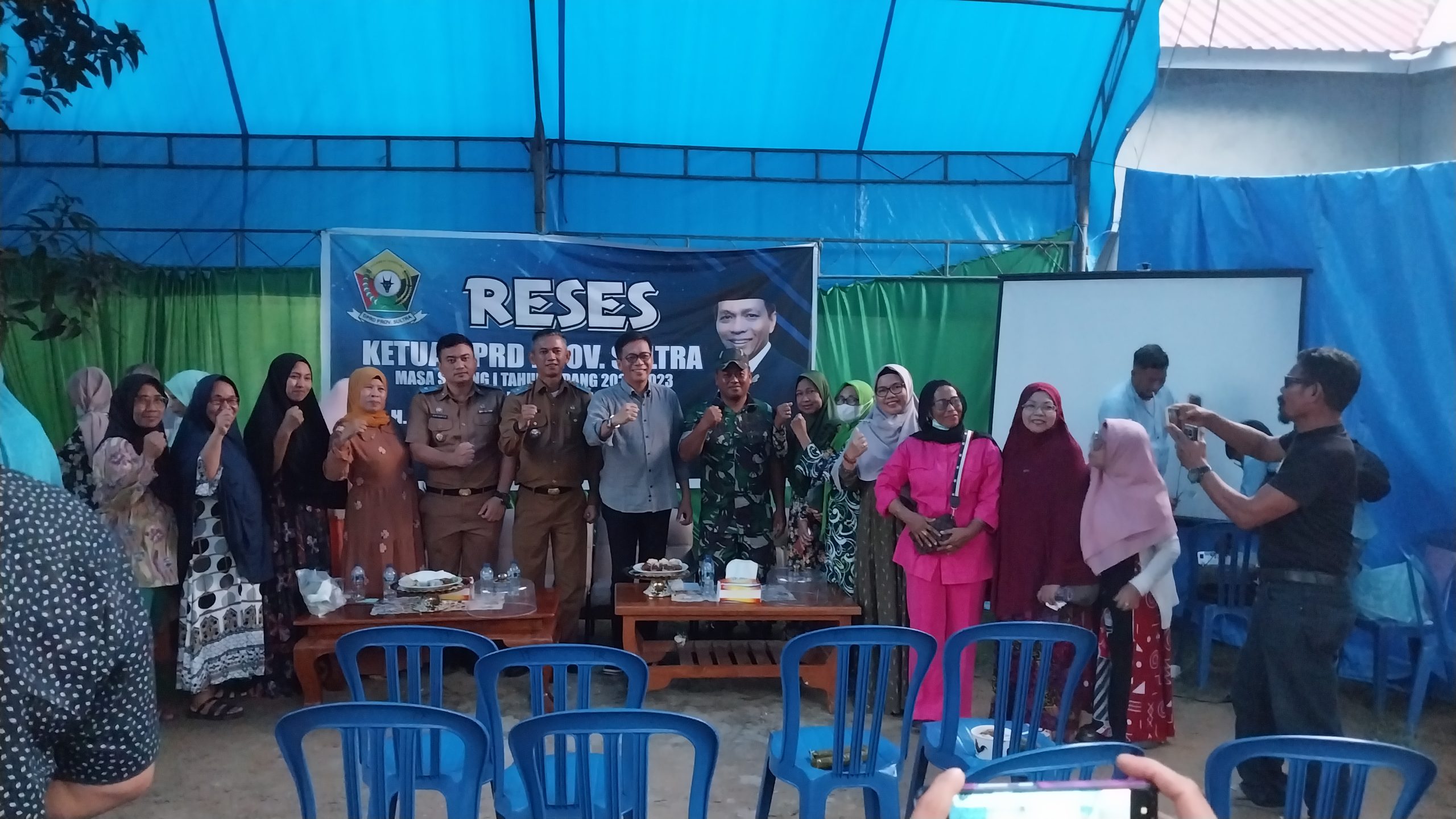 Reses di Tobuuha, Ketua DPRD Sultra Disambut Antusias Warga