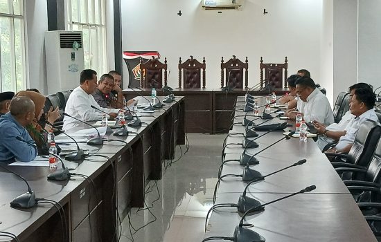 Rapat Kerja Komisi III DPRD Sultra Bersama Cipta Karya, Bina Marga dan Biro Pembangunan