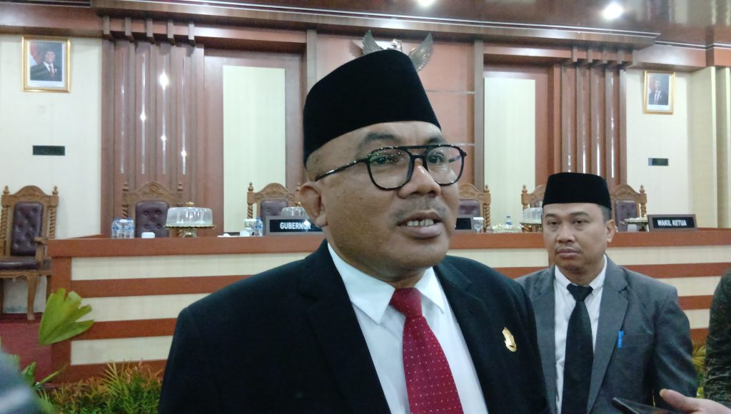 Ketua DPRD Sultra: Dokumen Pleno Penetapan ASR- Hugua Segera Diserahkan ke Kemndagri