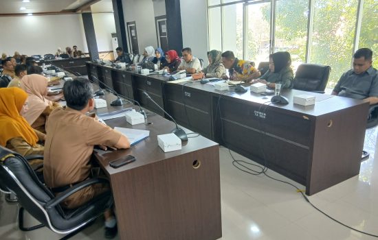 Dugaan Iuran Komite dan Aset Mangkrak Jadi Sorotan dalam Rapat Kerja Komisi IV DPRD Sultra