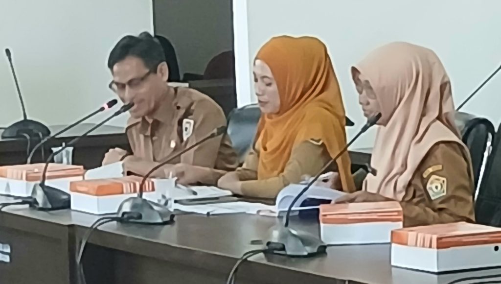Guru Bermasalah Hukum dan Serapan APBD Terungkap Dalam Rapat Kerja KomiSi IV Bersama Diknas Sultra