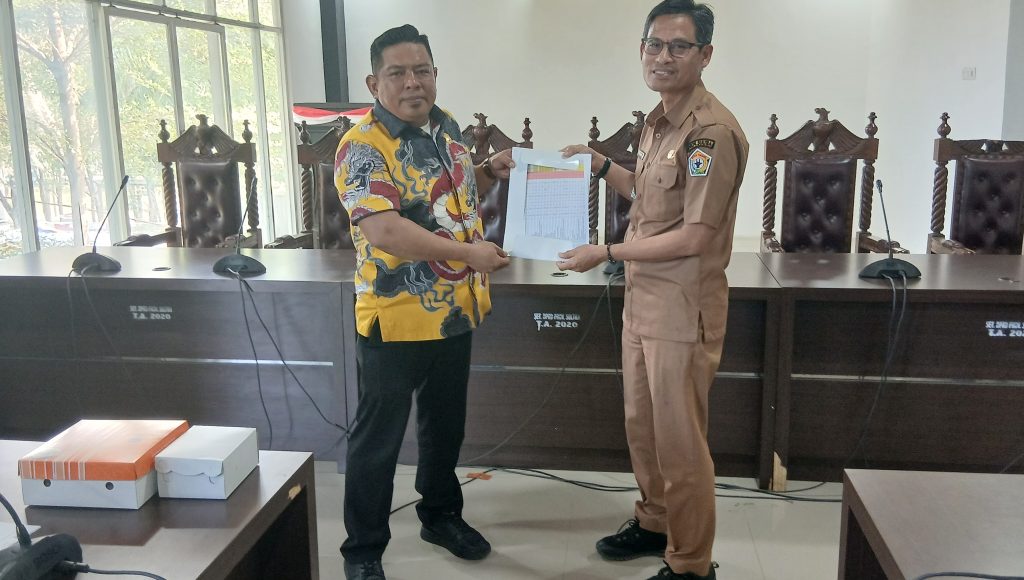 Guru Bermasalah Hukum dan Serapan APBD Terungkap Dalam Rapat Kerja KomiSi IV Bersama Diknas Sultra