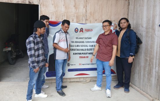 Sejumlah Mahasiswa Jurnalistik UHO Kendari Magang di Tegas.co Institute