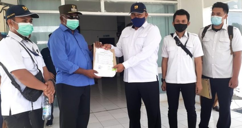 Samahuddin Terima Aset dari BPPW Sultra
