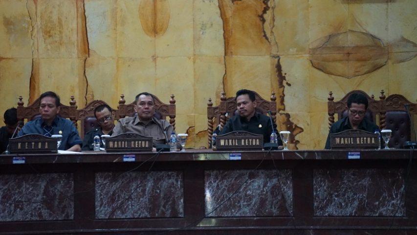 Penandatanganan Persetujuan Bersama Raperda Pertanggungjawaban APBD TA 2018