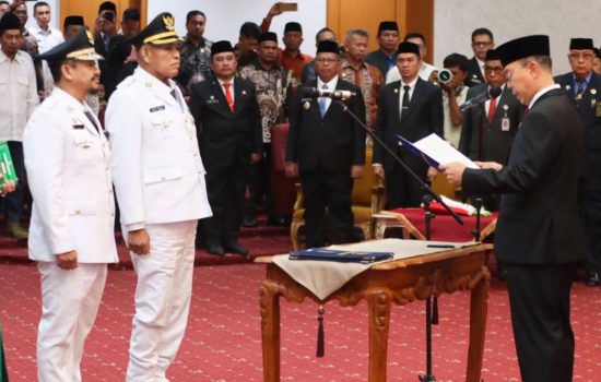 Gubernur Sultra Lantik Kepala Daerah Buteng Periode 2025-2030