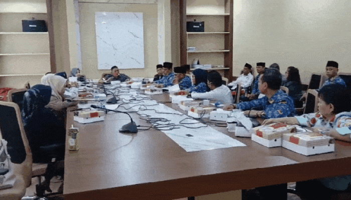 Komisi IV Evaluasi Biro Kesra Sultra, Menata Kerukunan, Menyusun Fokus Lintas Agama untuk 2026