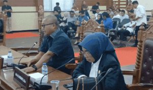 Di Balik Tawa Paripurna DPRD Sultra, Ada Pesan Menohok Dr. H. Ardin Soal Nasib APBD