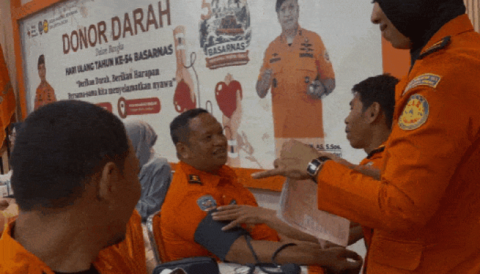 Wujudkan Soliditas Kemanusiaan, Basarnas Kendari Kumpulkan 98 Kantong Darah di HUT Ke-54