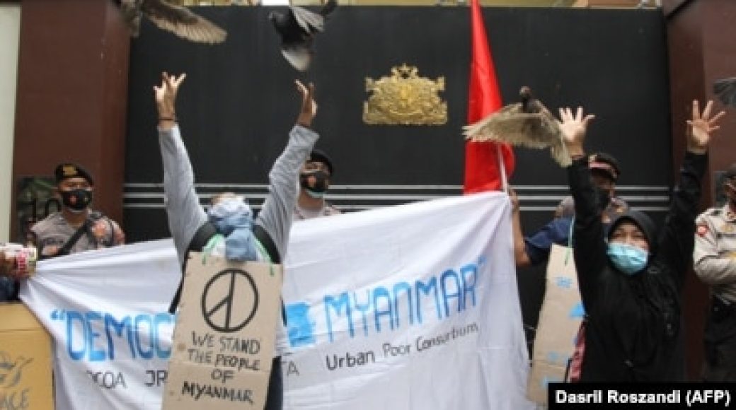Perludem: Masyarakat Pro-Demokrasi Harus Protes Kudeta Militer di Myanmar