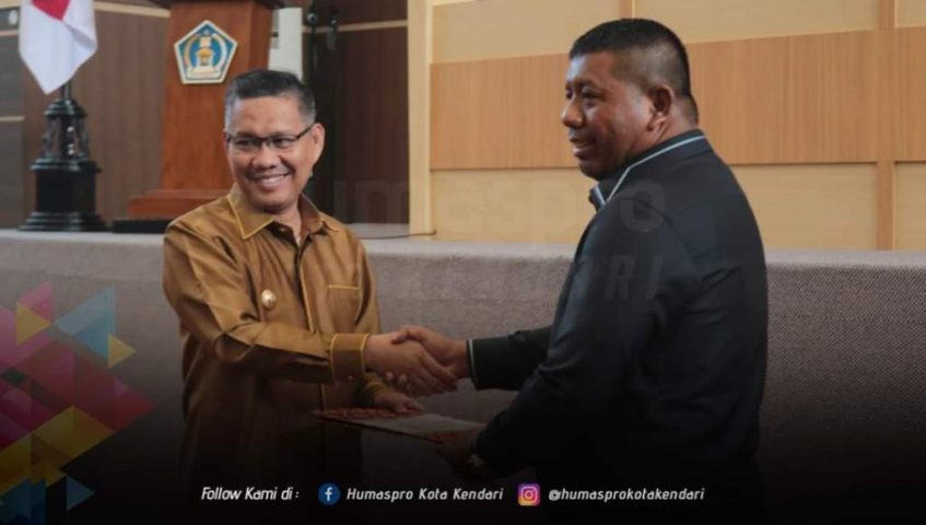 Pemkot dan DPRD Kendari Teken Raperda APBD 2020