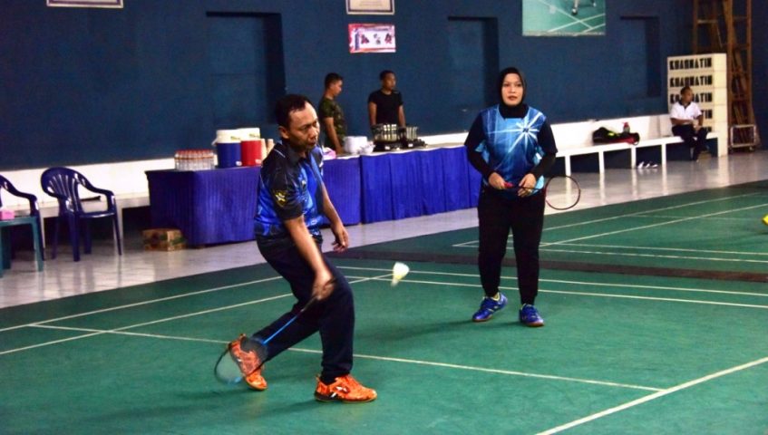 Jaga Kebugaran, Pangkoarmada II Berolahraga di Tengah Wabah Corona